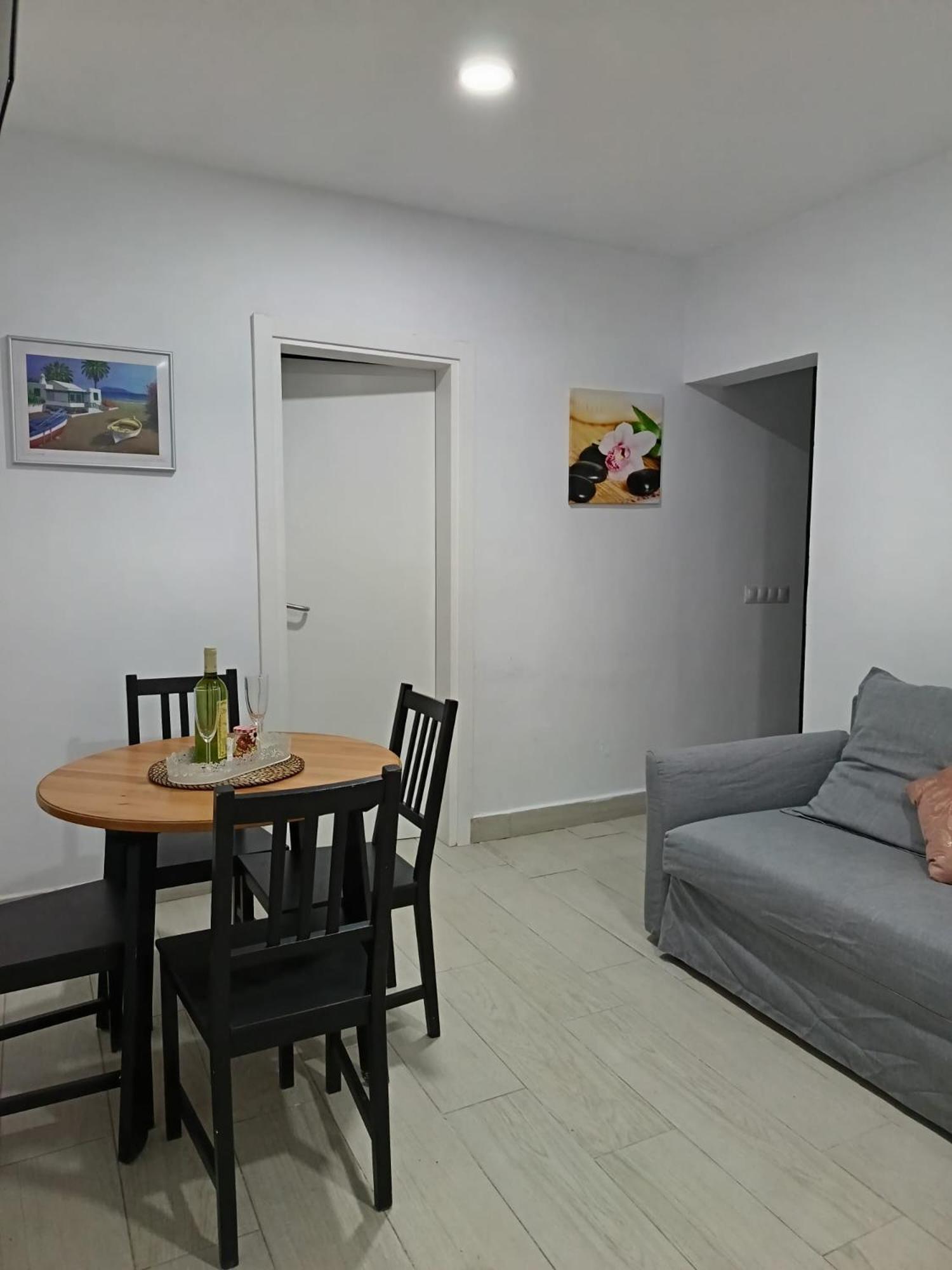 Kyomu El Pilar Appartement *